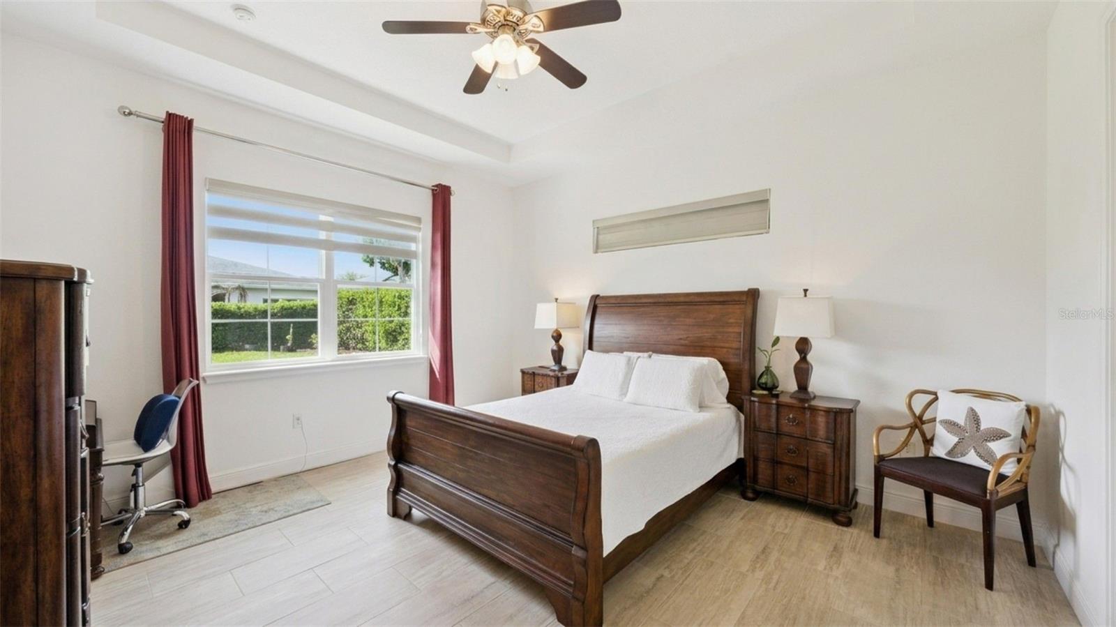 Image 16 of 46 For 4902 Fountainwood Drive