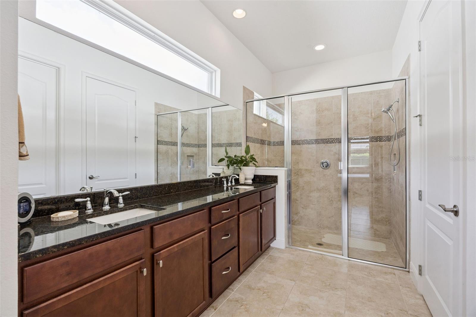 Image 18 of 46 For 4902 Fountainwood Drive