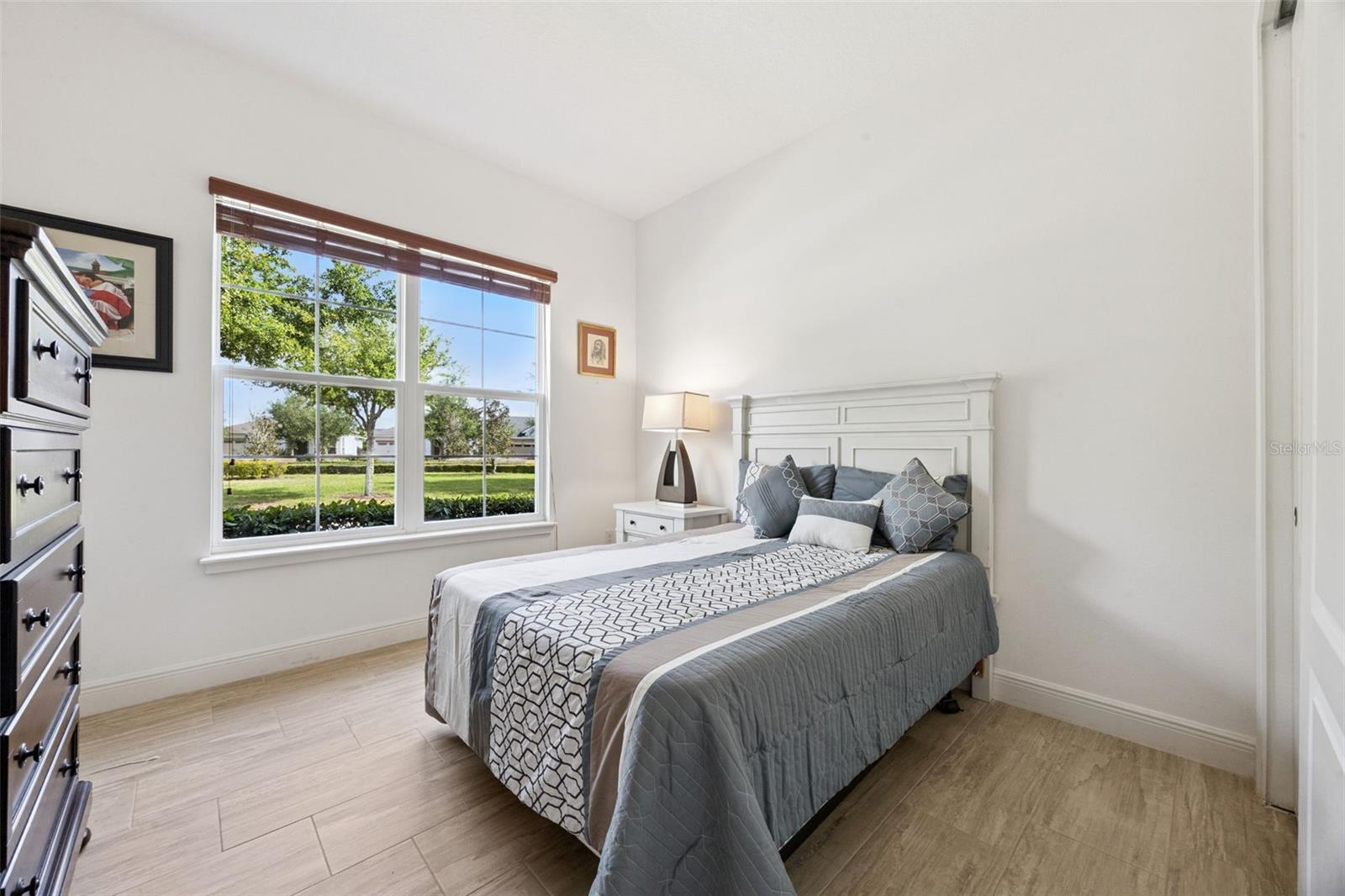 Image 21 of 46 For 4902 Fountainwood Drive