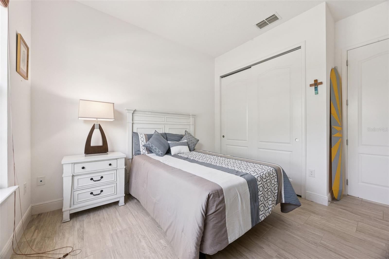 Image 22 of 46 For 4902 Fountainwood Drive