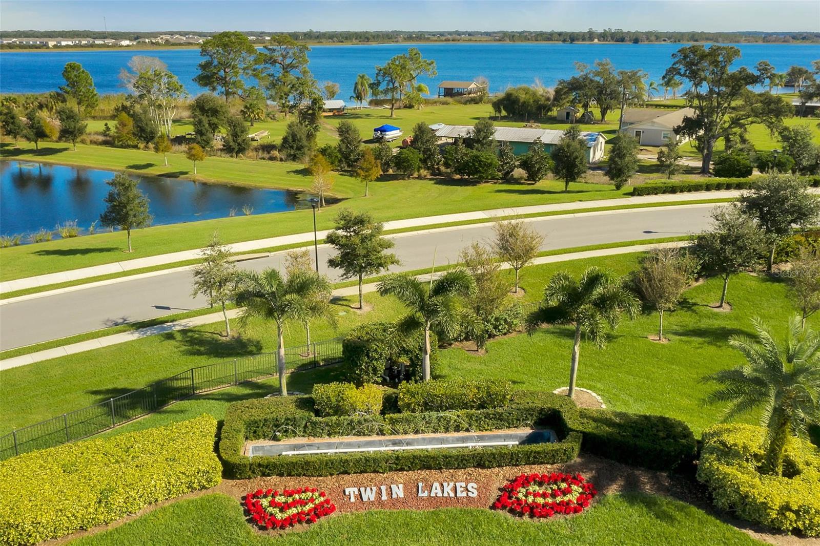 Image 35 of 46 For 4902 Fountainwood Drive