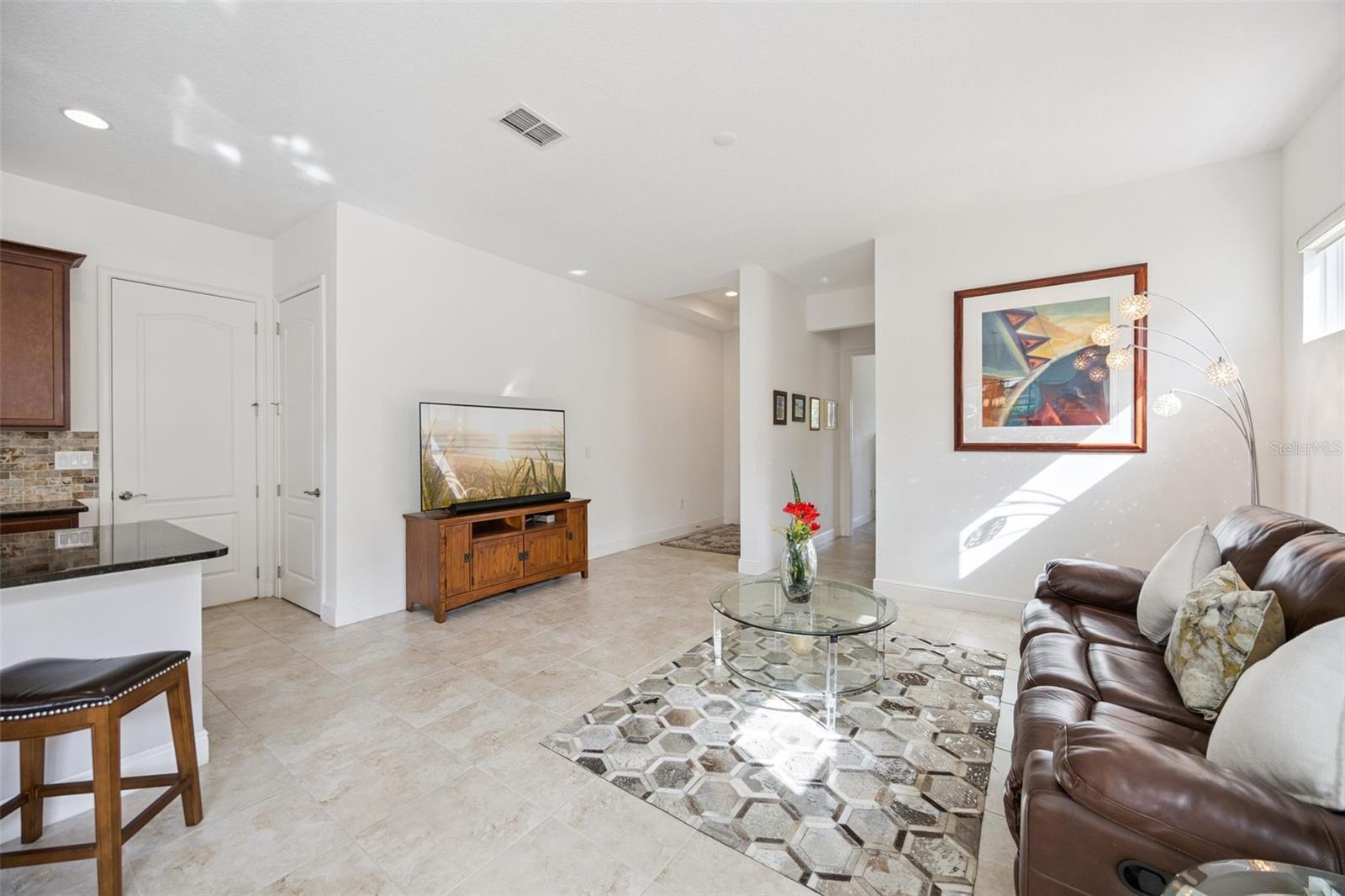 Image 7 of 46 For 4902 Fountainwood Drive