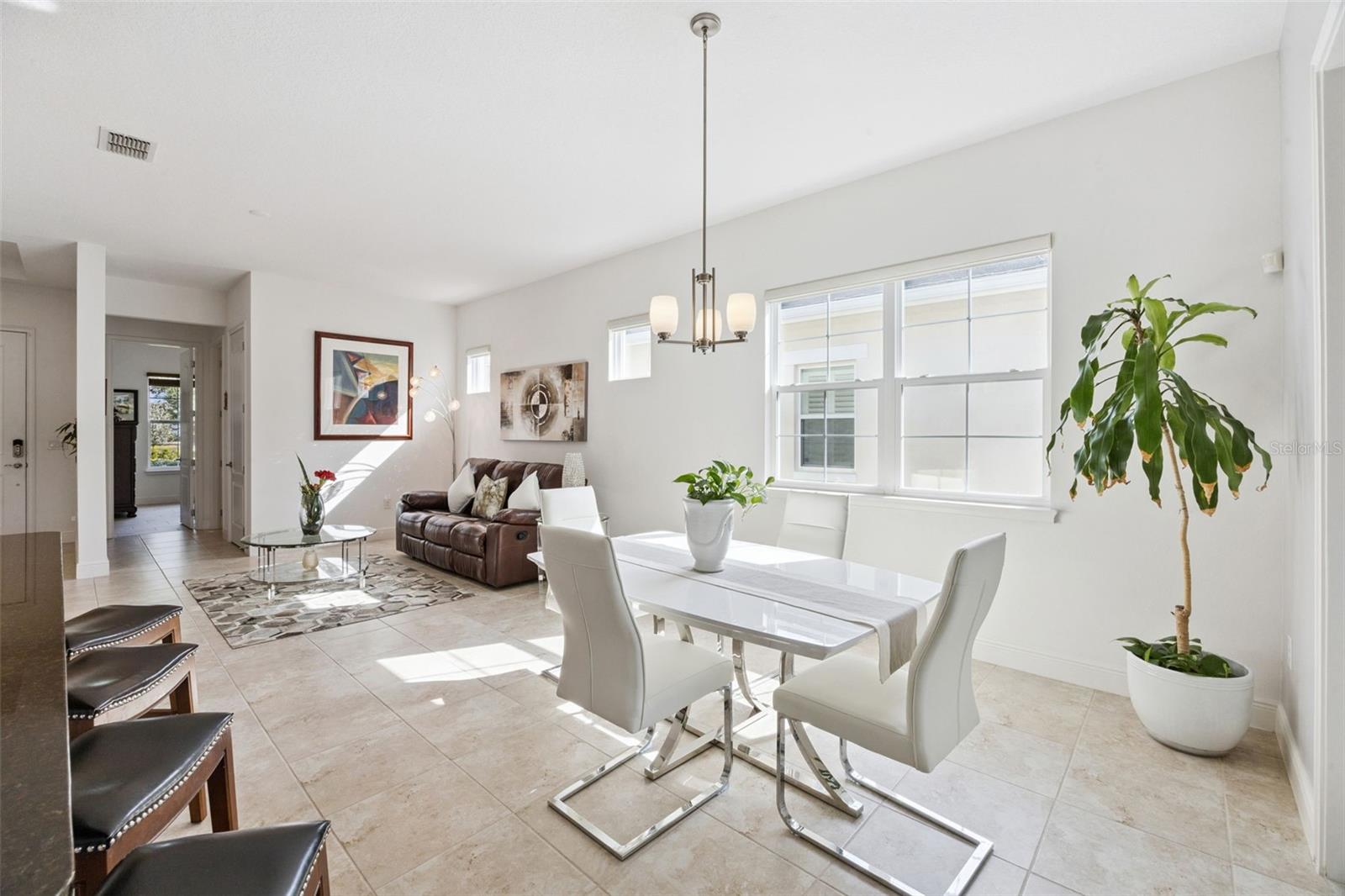 Image 9 of 46 For 4902 Fountainwood Drive