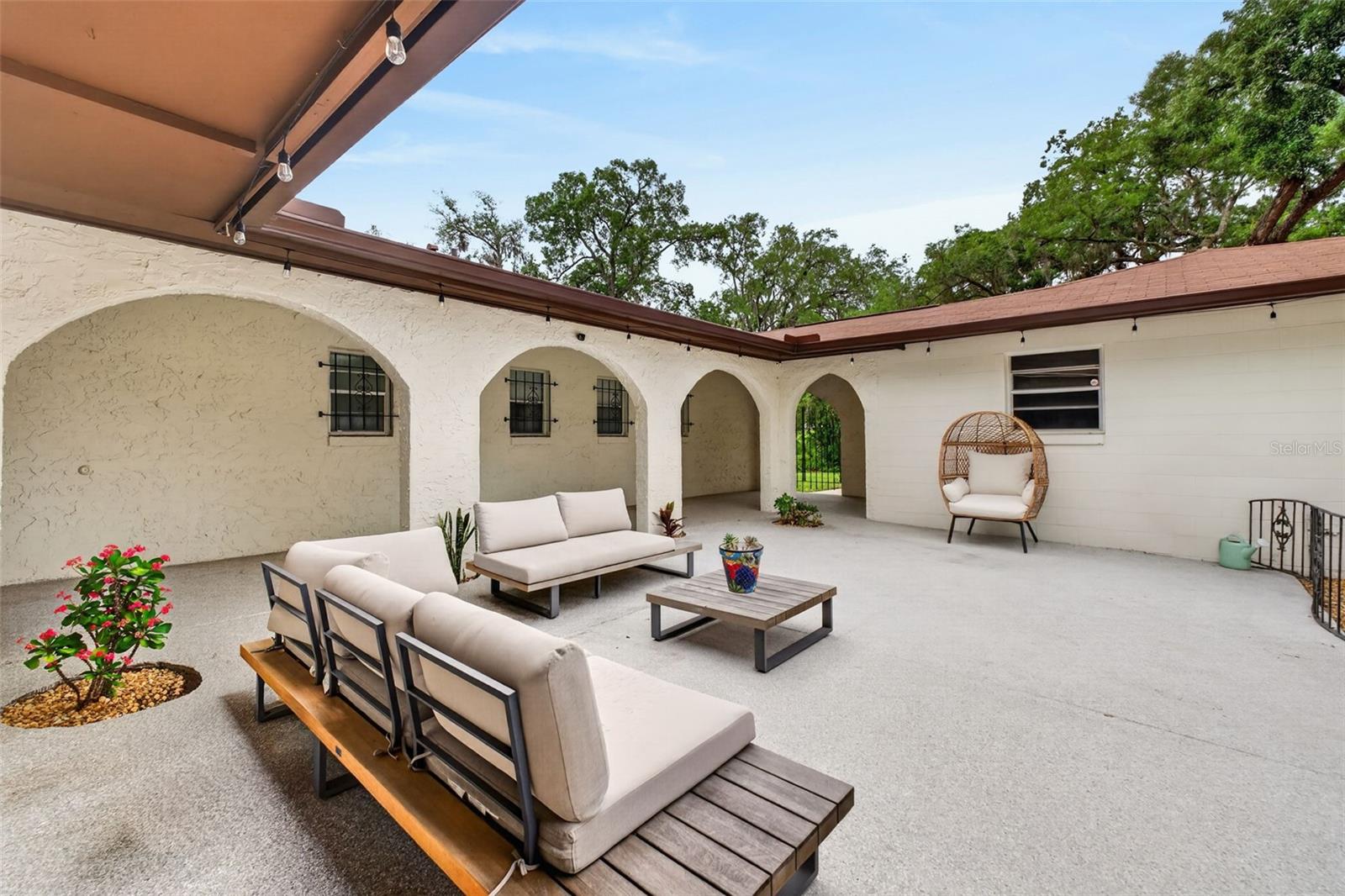 Image 11 of 63 For 517 San Sebastian Prado