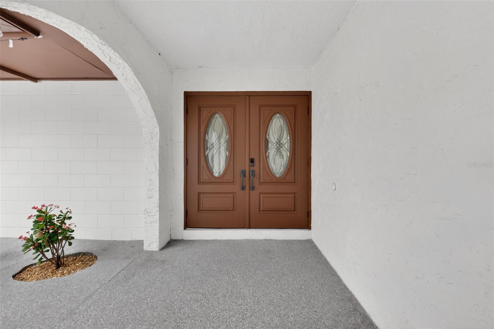 Image 17 of 63 For 517 San Sebastian Prado