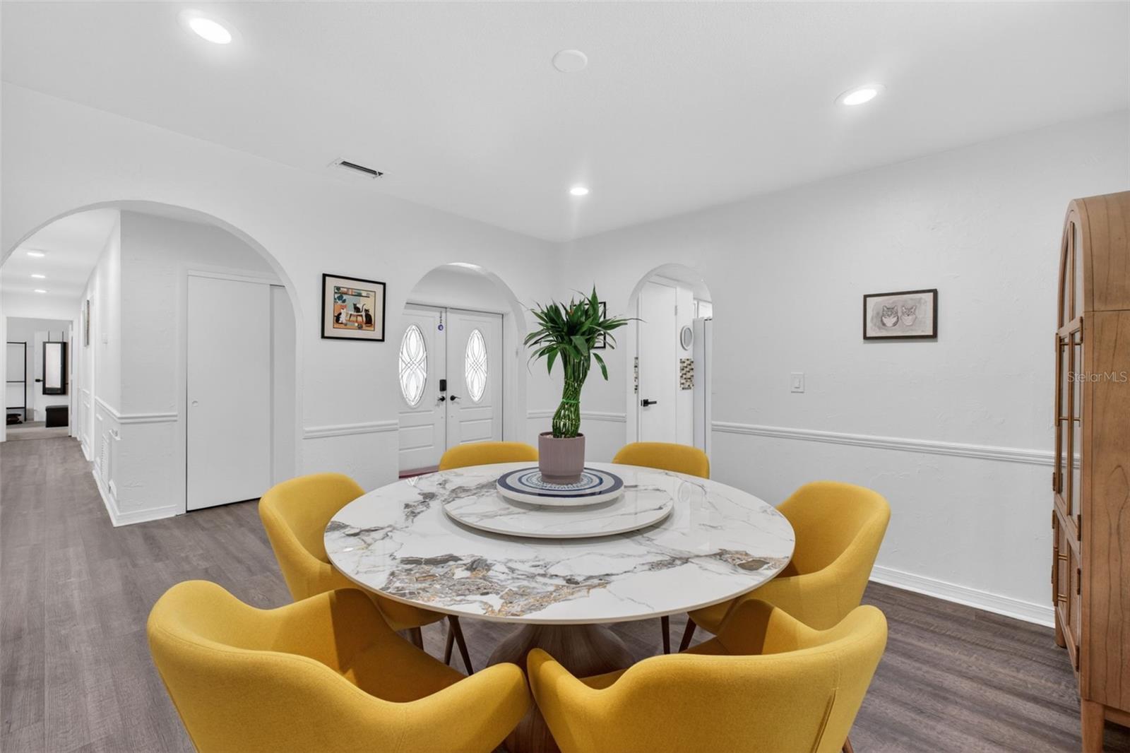 Image 28 of 63 For 517 San Sebastian Prado