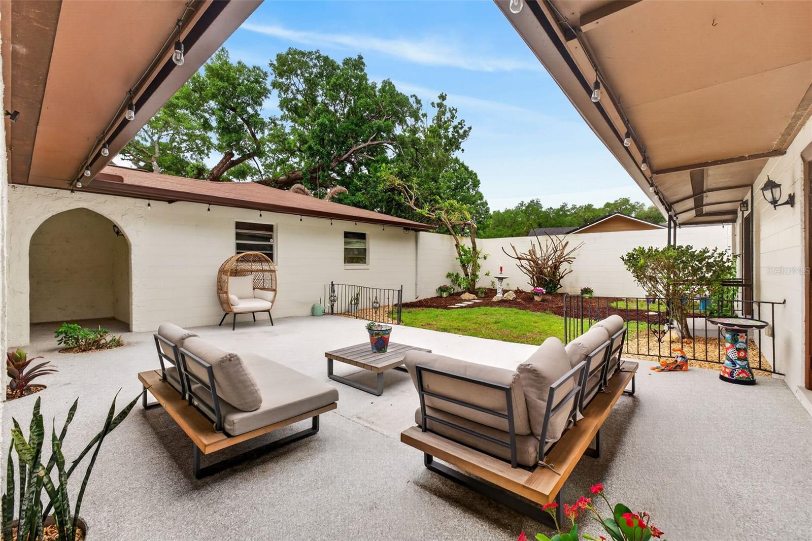 Image 3 of 63 For 517 San Sebastian Prado