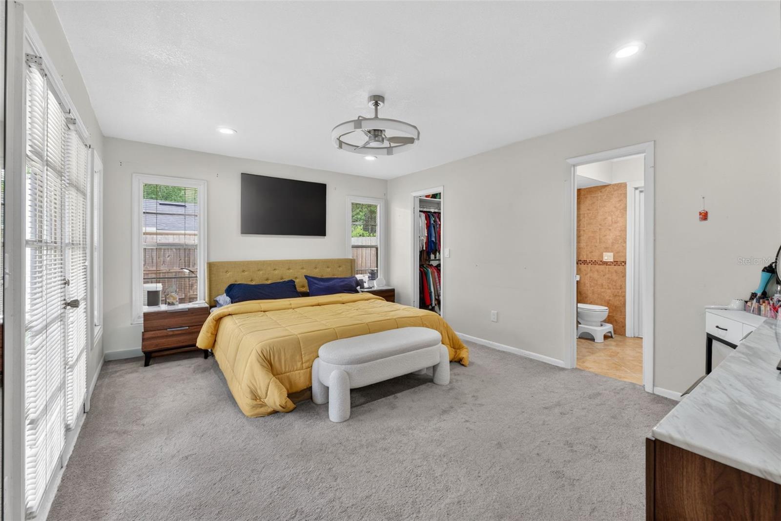 Image 31 of 63 For 517 San Sebastian Prado