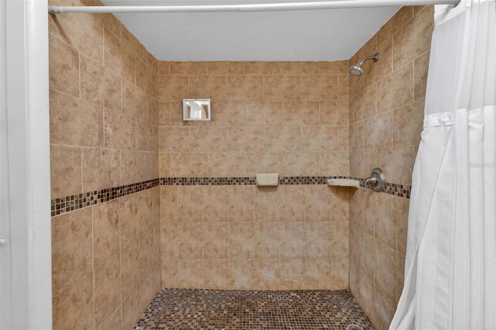 Image 36 of 63 For 517 San Sebastian Prado