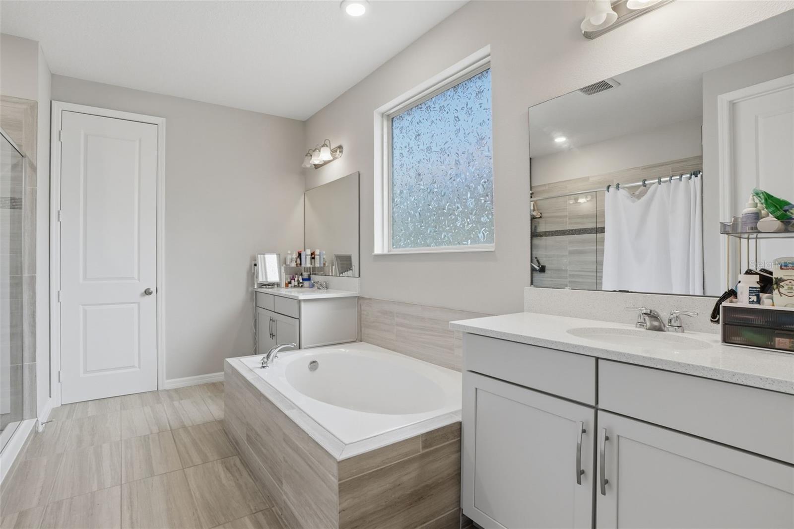 Image 27 of 42 For 8355 Torcello Isle Drive