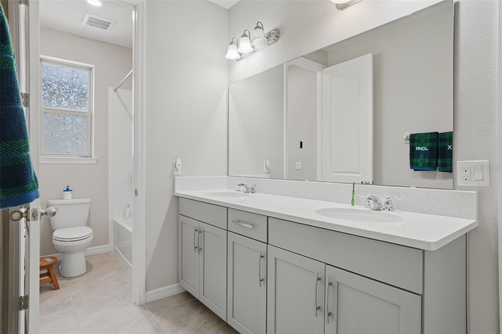 Image 31 of 42 For 8355 Torcello Isle Drive