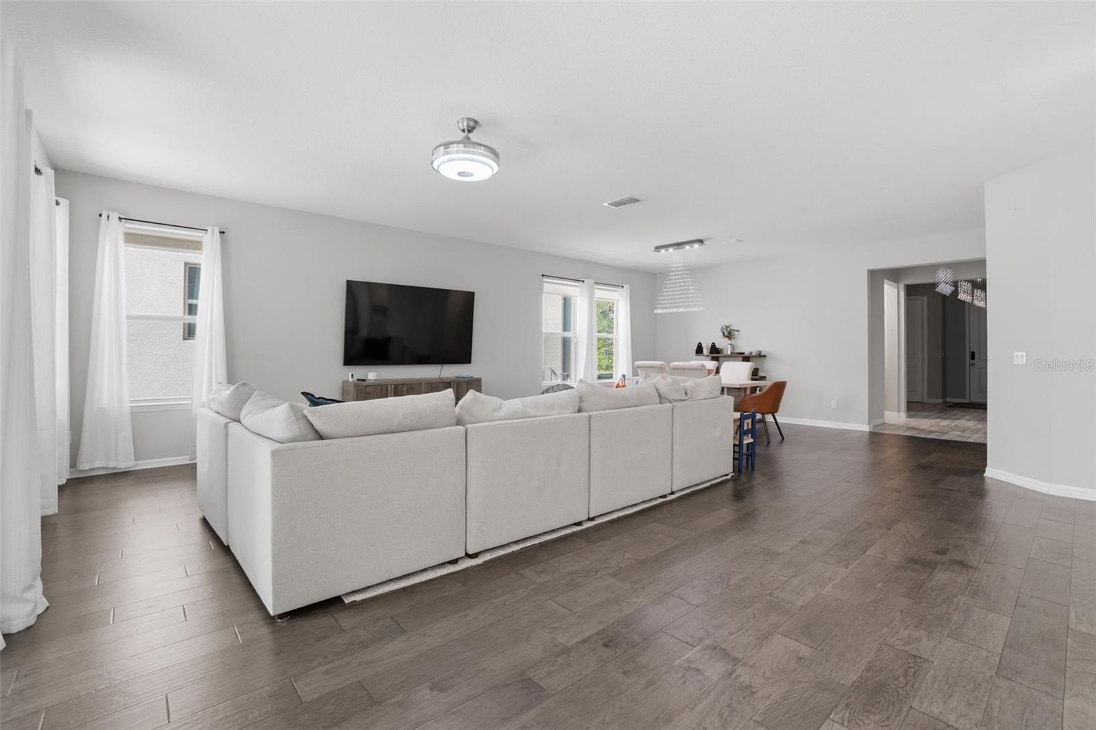 Image 4 of 42 For 8355 Torcello Isle Drive