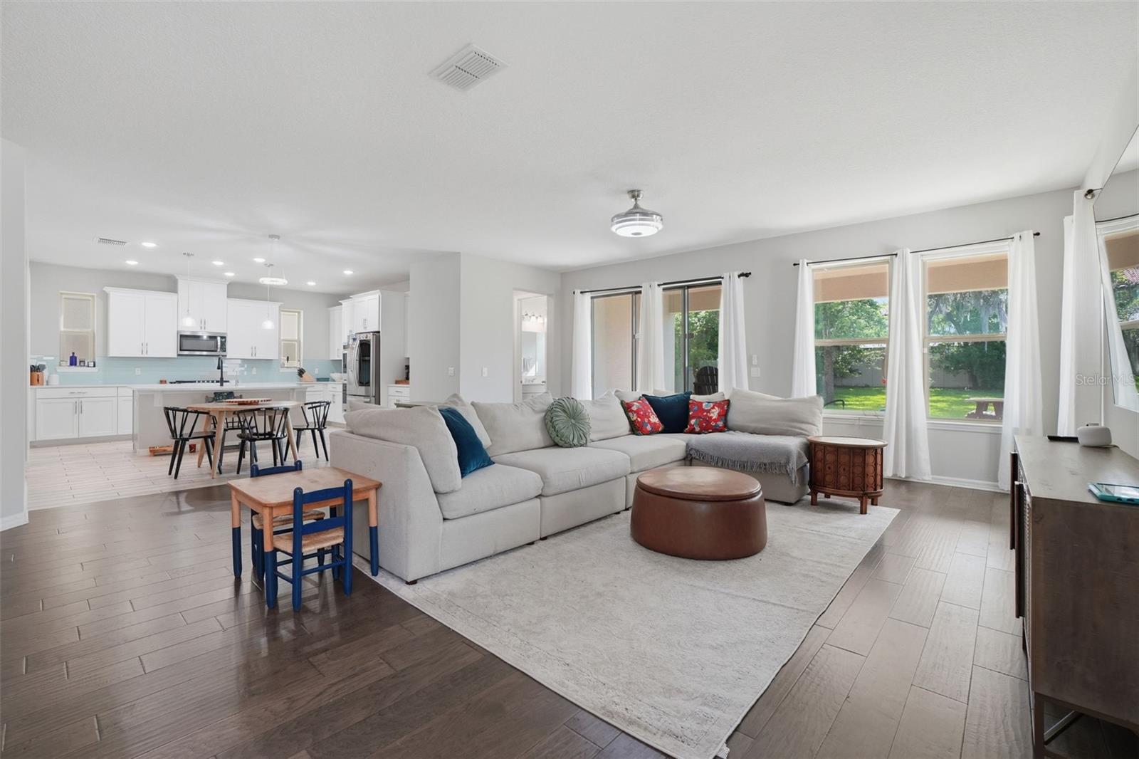 Image 6 of 42 For 8355 Torcello Isle Drive