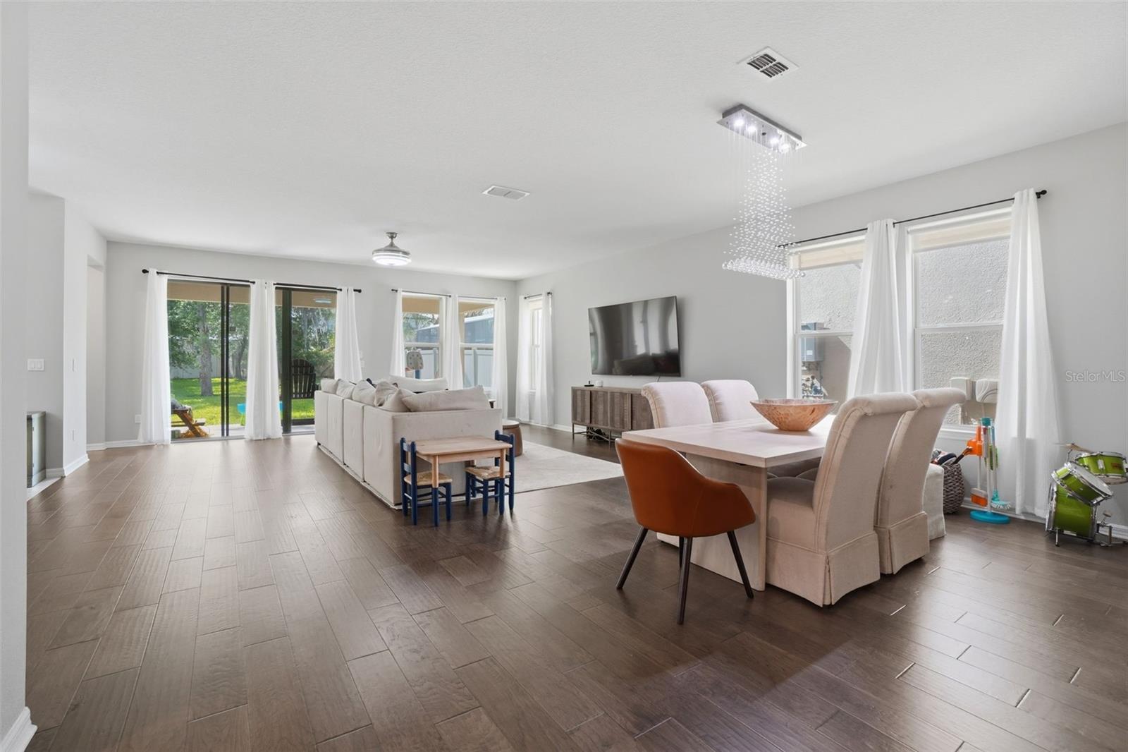 Image 9 of 42 For 8355 Torcello Isle Drive