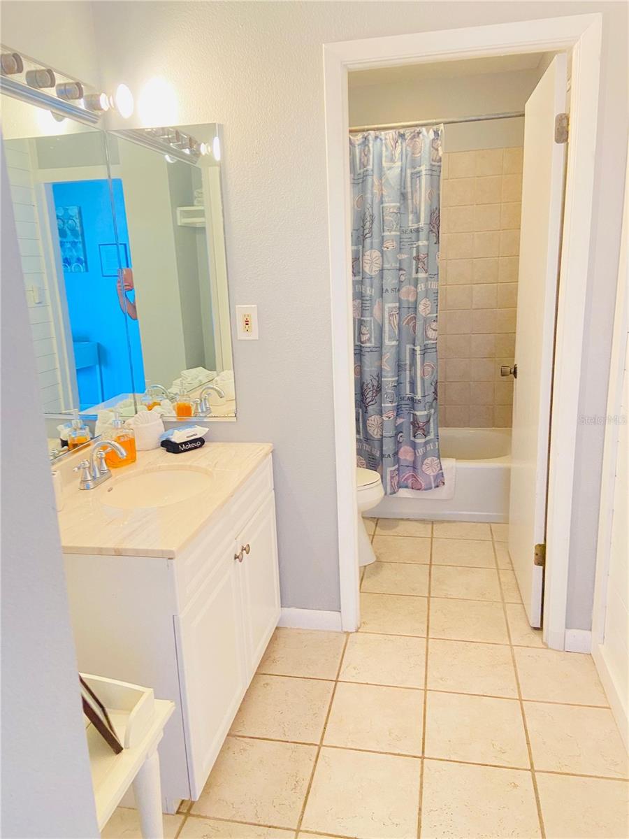 Image 13 of 42 For 1233 Atlantic Avenue 5210