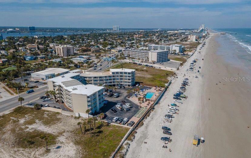 Image 18 of 42 For 1233 Atlantic Avenue 5210