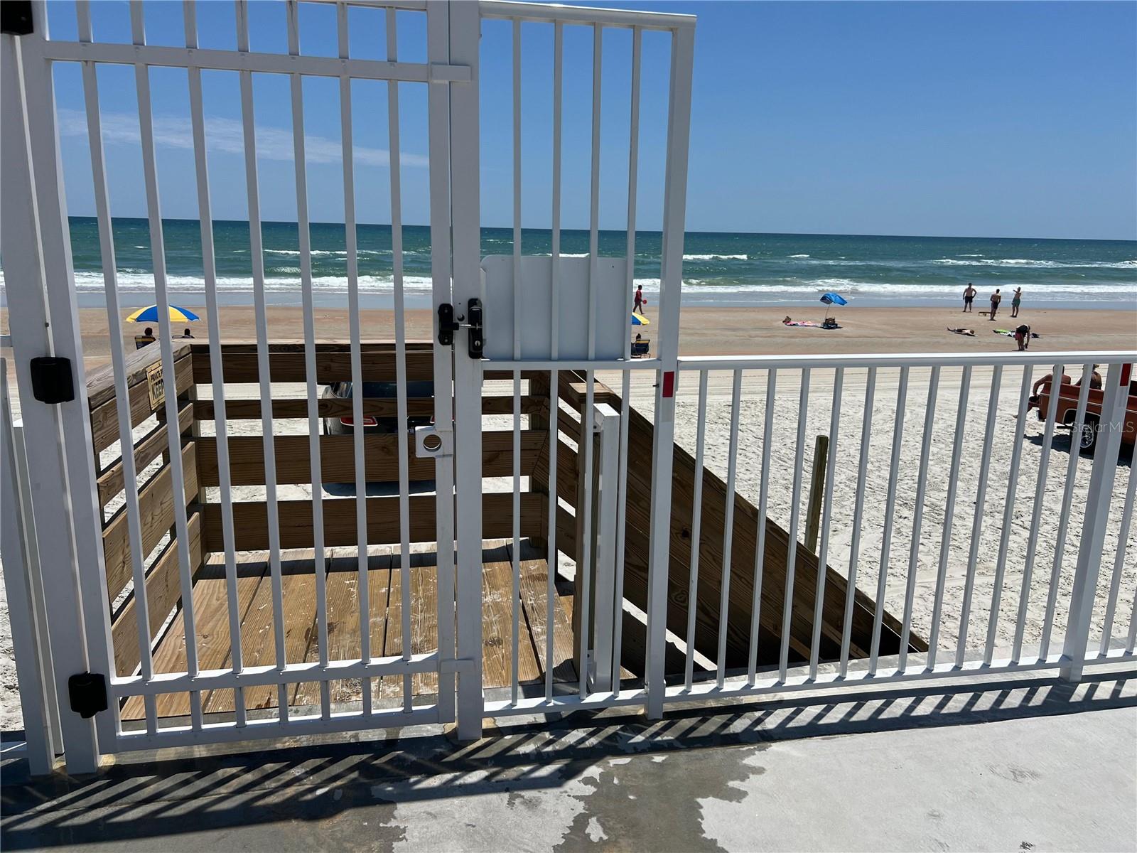 Image 26 of 42 For 1233 Atlantic Avenue 5210