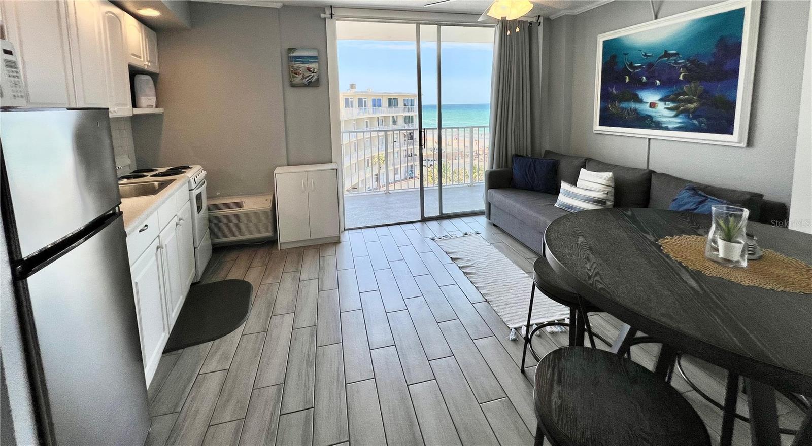 Image 4 of 42 For 1233 Atlantic Avenue 5210