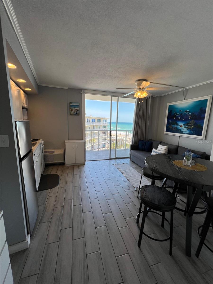 Image 7 of 42 For 1233 Atlantic Avenue 5210