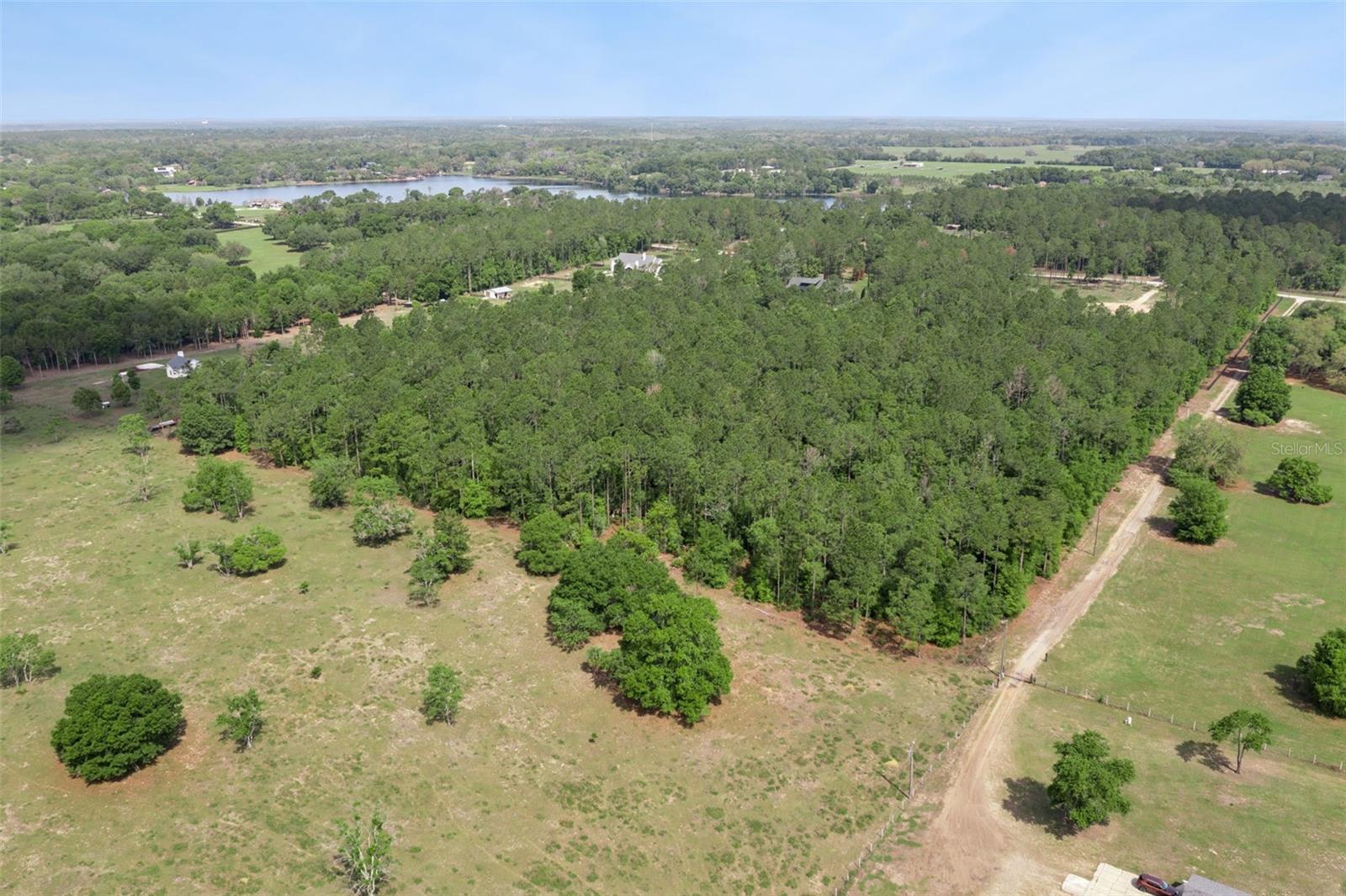 Image 9 of 15 For Lake Seneca Road