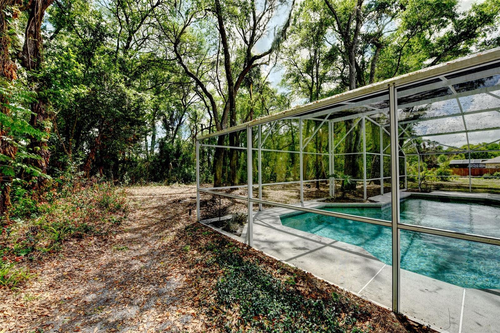 Image 18 of 82 For 1825 Seneca Boulevard