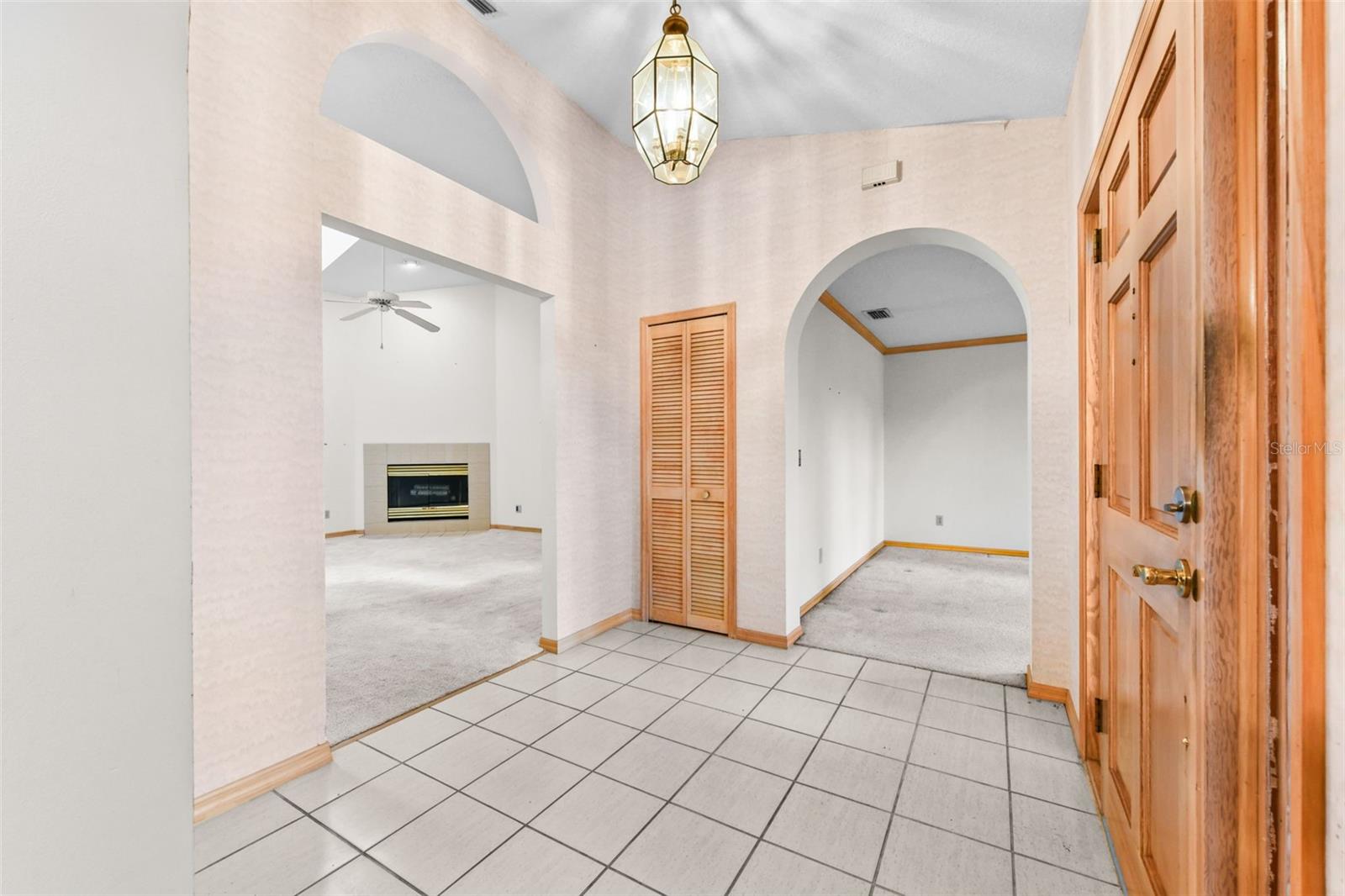 Image 23 of 82 For 1825 Seneca Boulevard