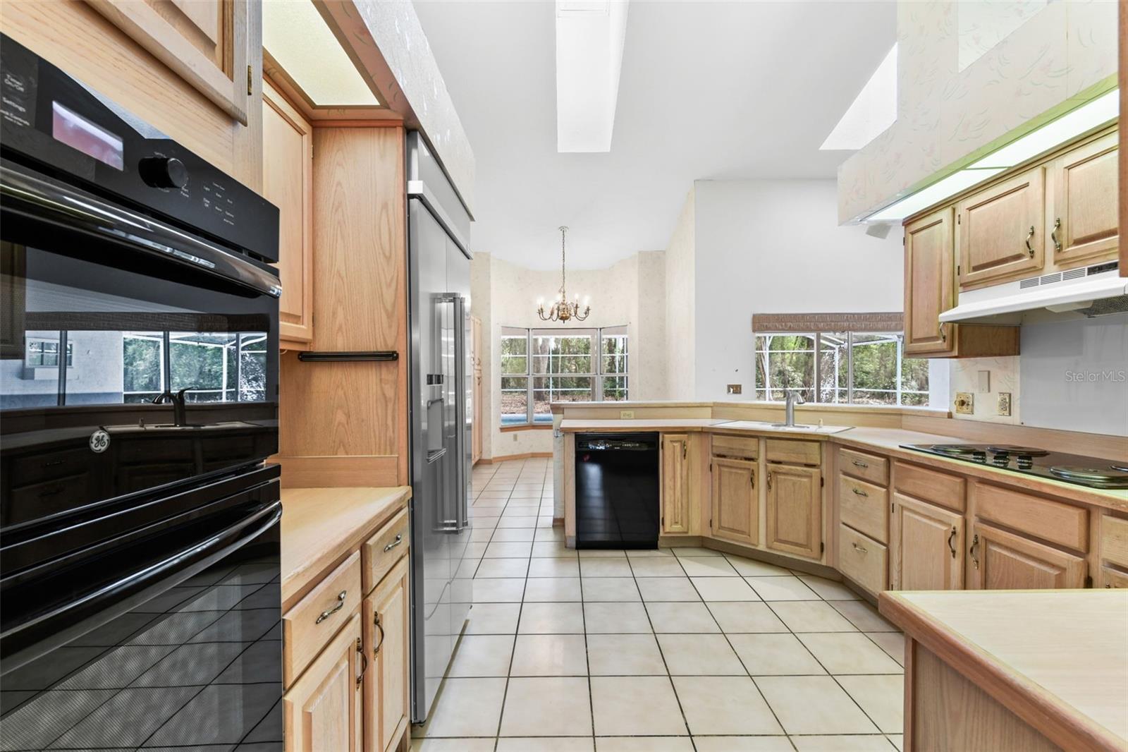 Image 35 of 82 For 1825 Seneca Boulevard