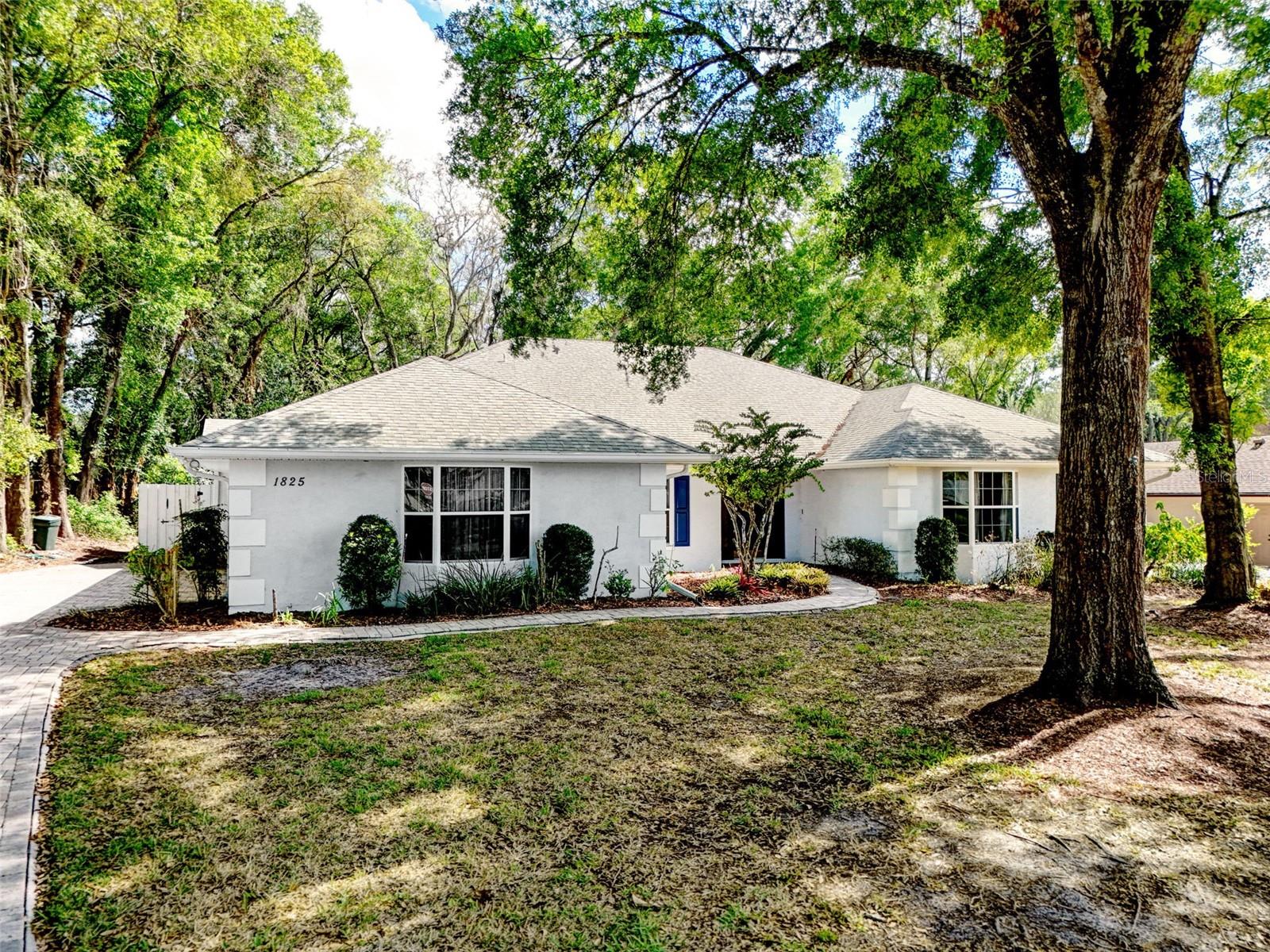 Image 5 of 82 For 1825 Seneca Boulevard