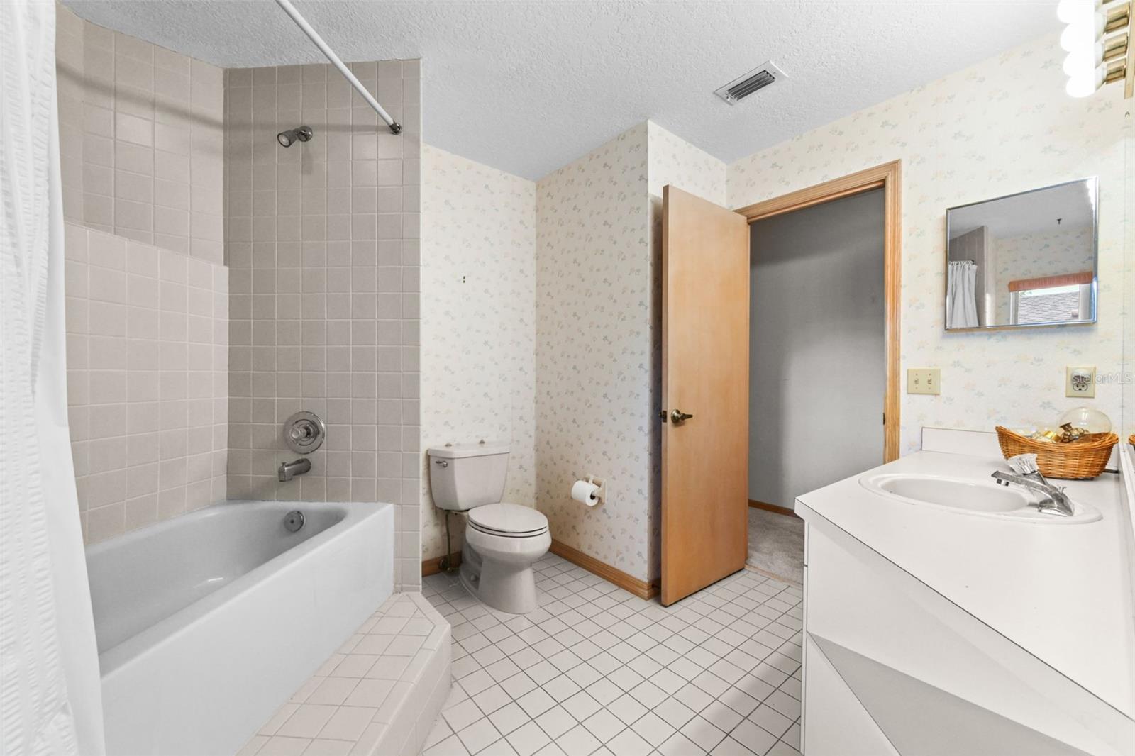 Image 58 of 82 For 1825 Seneca Boulevard