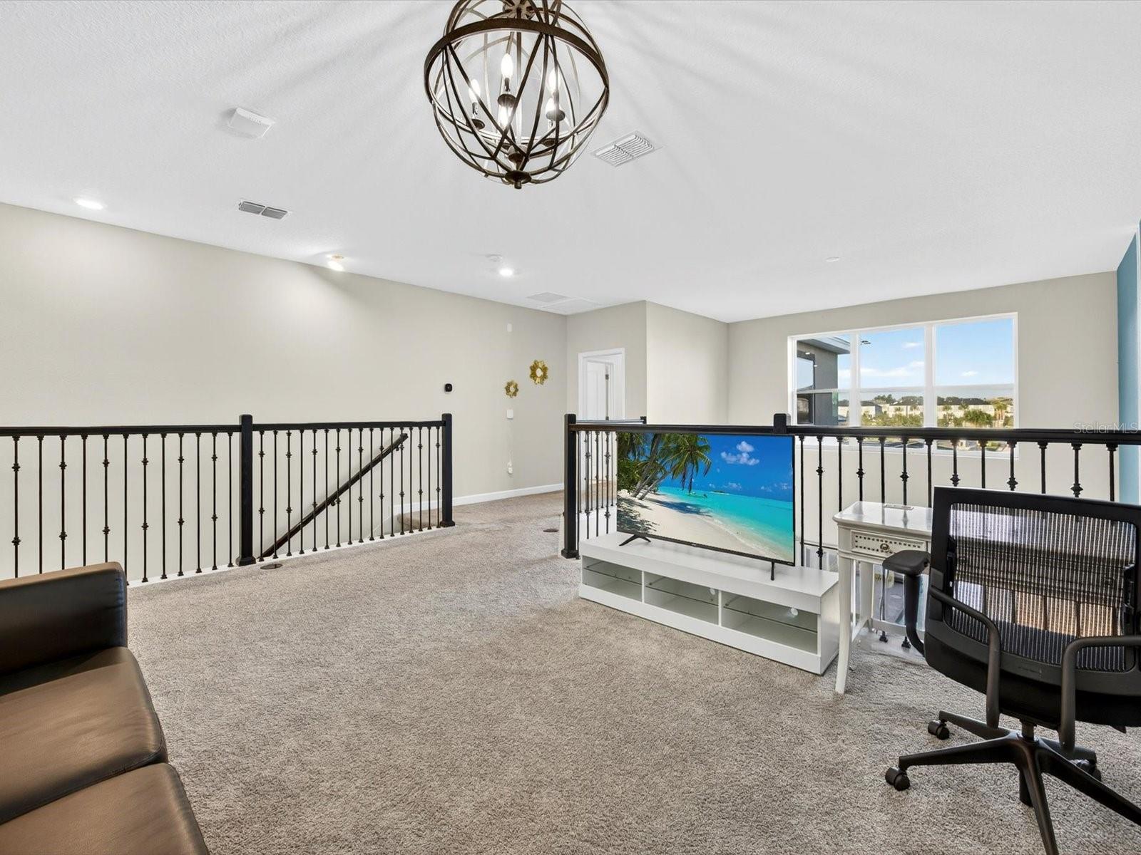 Image 12 of 25 For 620 Sticks Street