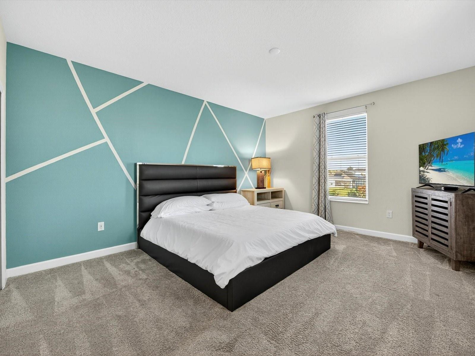 Image 18 of 25 For 620 Sticks Street