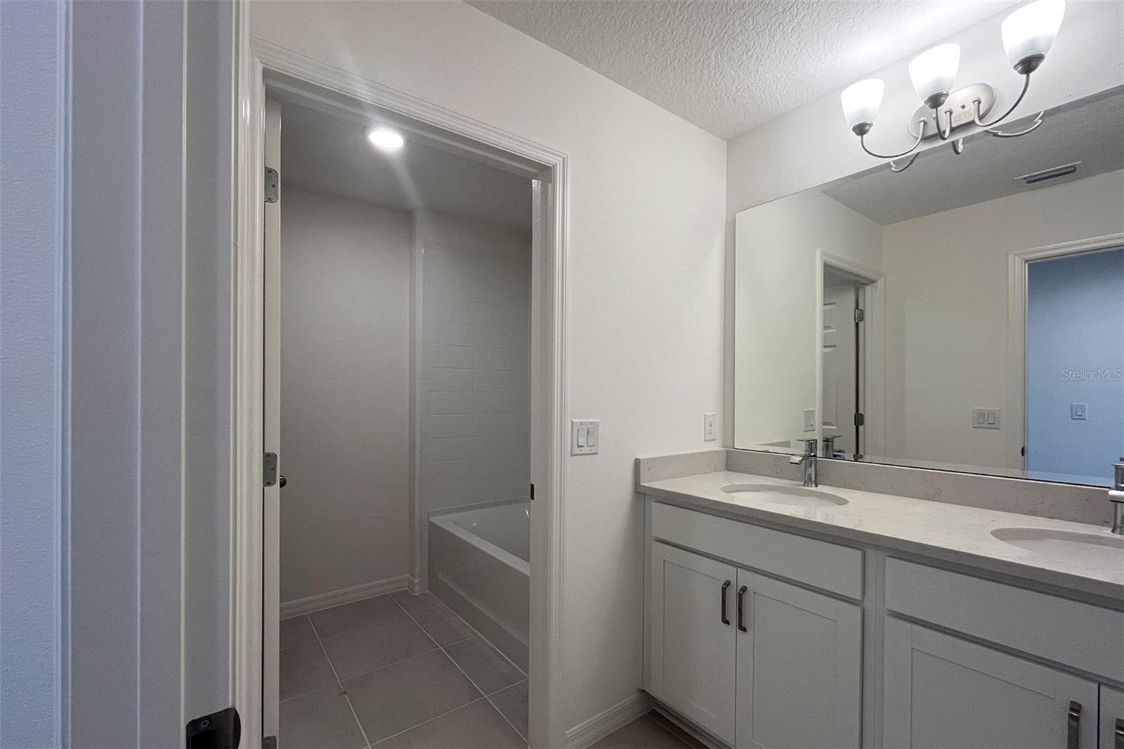 Image 10 of 18 For 7036 Rolling Leaf Road