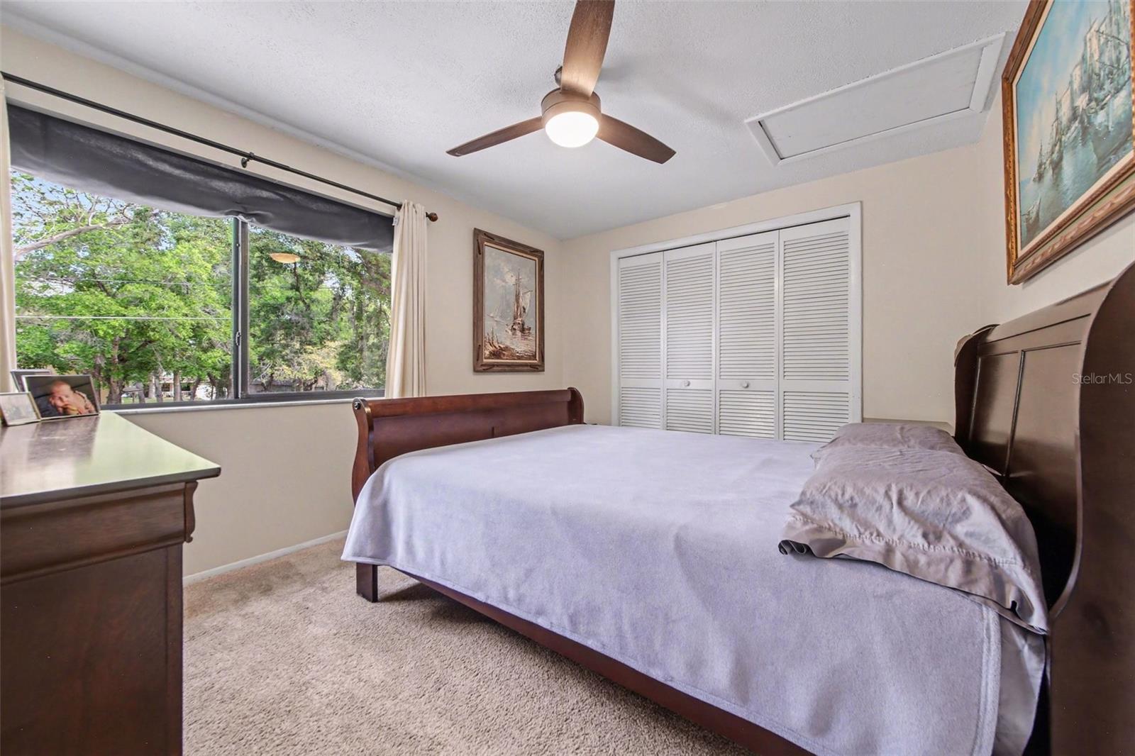 Image 25 of 37 For 916 Cleveland Street