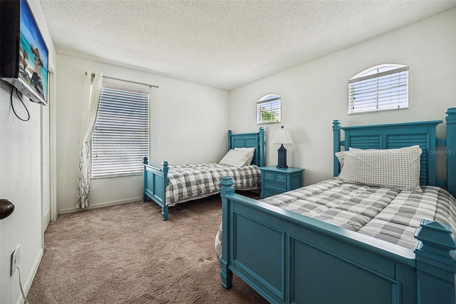 Image 24 of 51 For 563 Bailey Circle