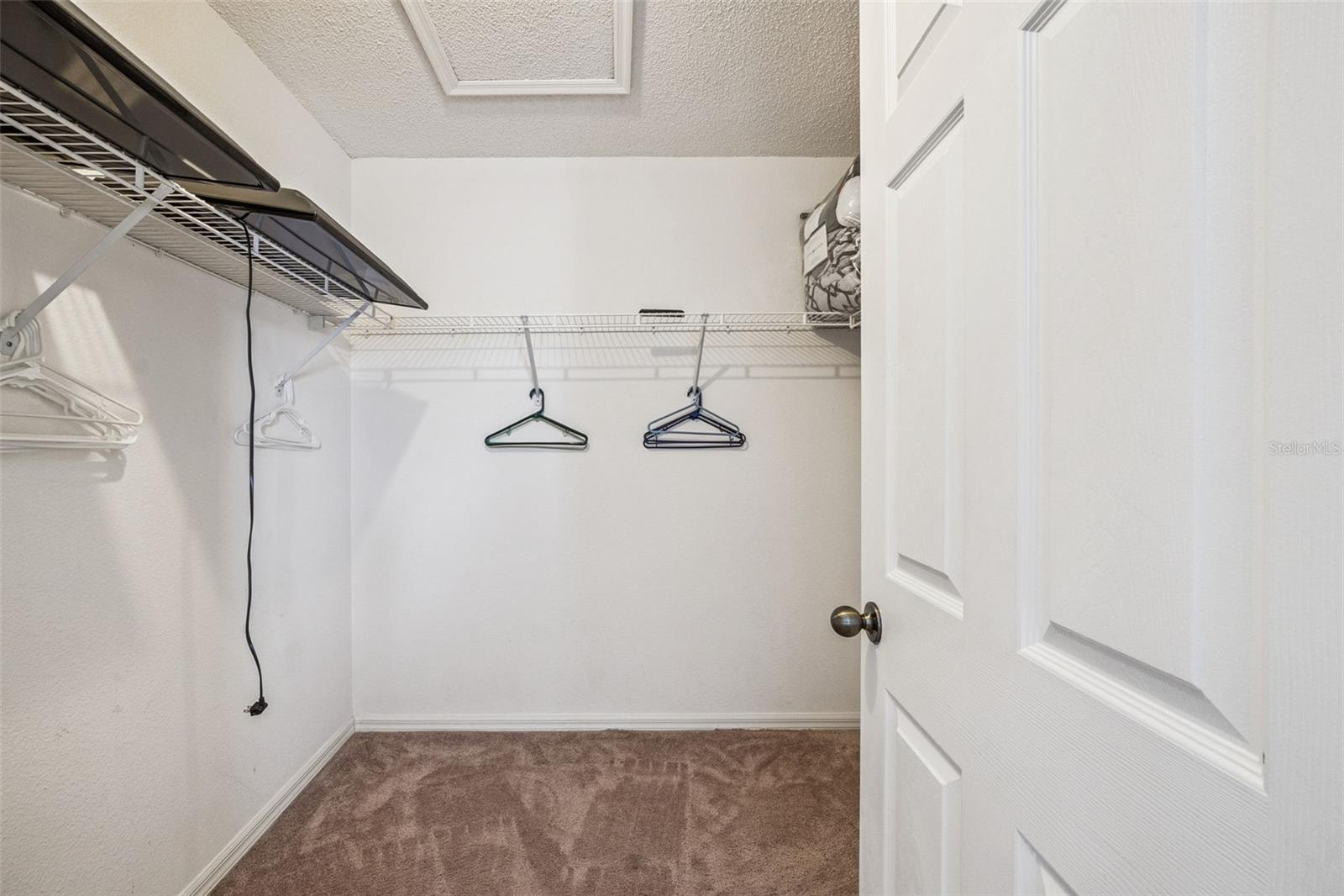 Image 32 of 51 For 563 Bailey Circle