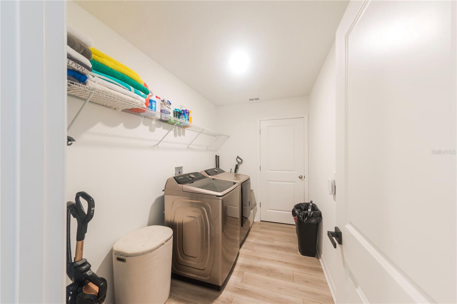 Image 62 of 72 For 671 Split Hoof Drive