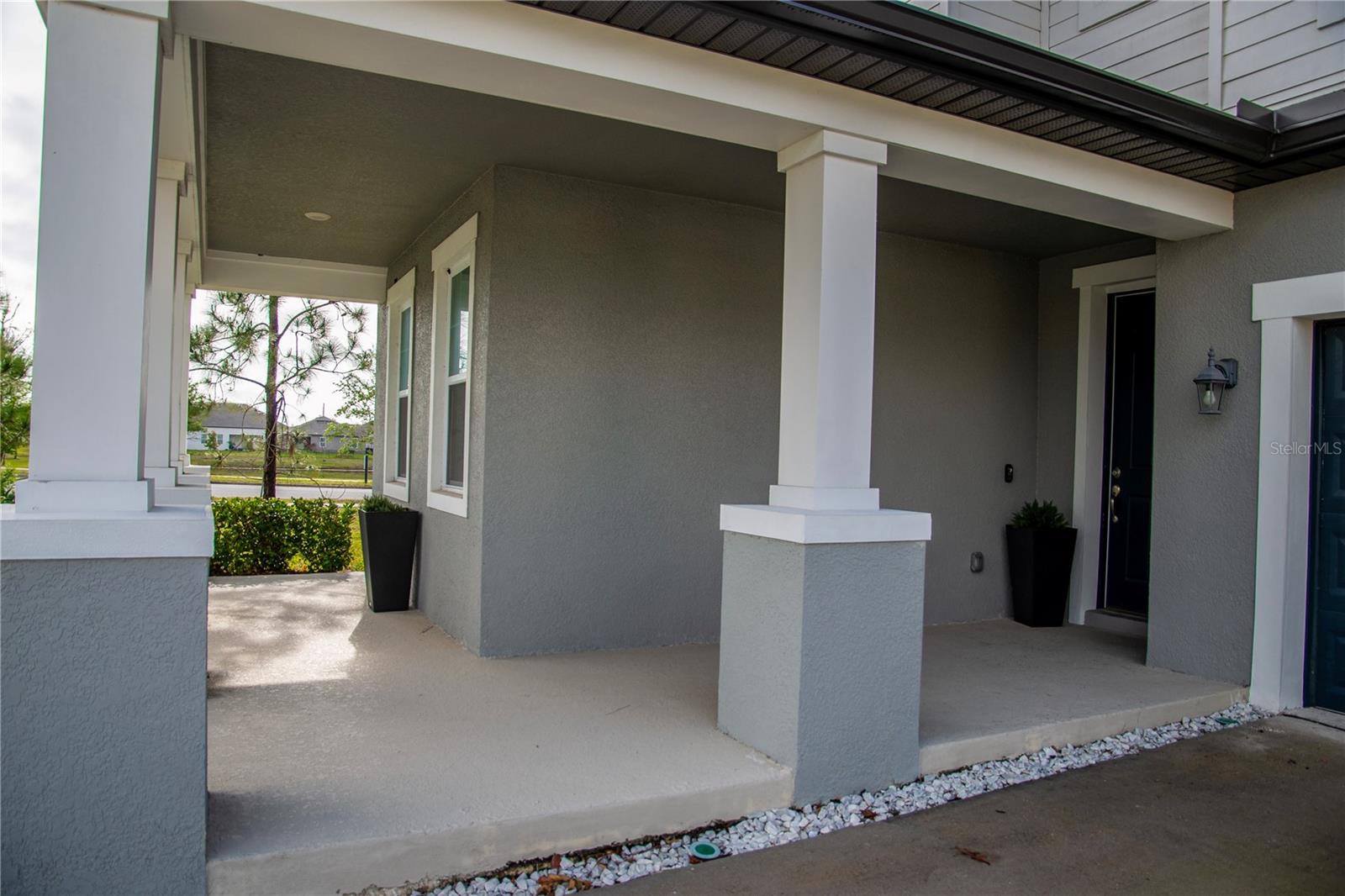 Image 7 of 72 For 671 Split Hoof Drive