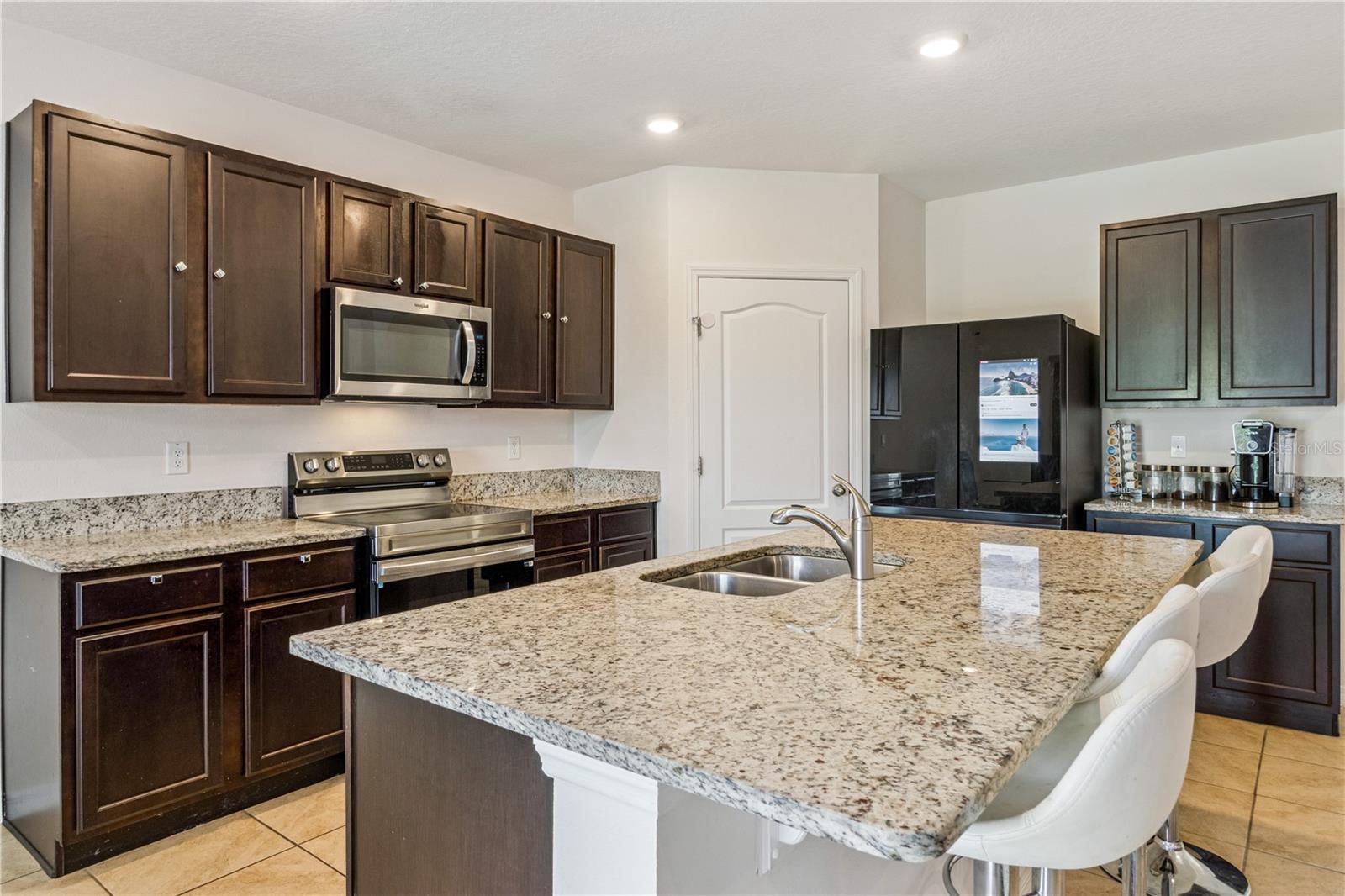 Image 5 of 22 For 2933 Ivy Lake Ct