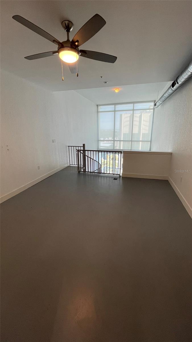 Image 21 of 46 For 150 Robinson Street 1423