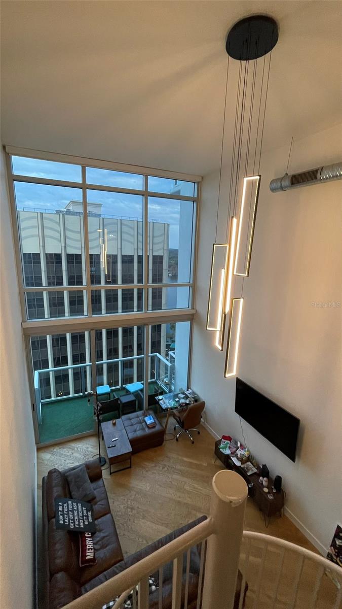 Image 25 of 46 For 150 Robinson Street 1423