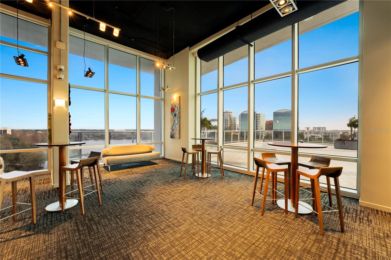 Image 45 of 46 For 150 Robinson Street 1423