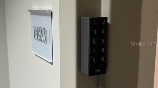 Image 6 of 46 For 150 Robinson Street 1423