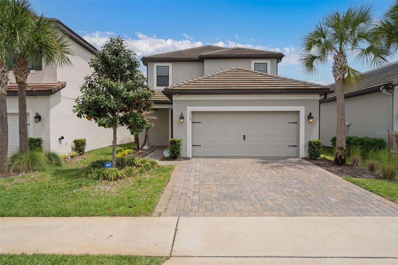 Listing photo id 1 for 1369 Blue Stem Lane