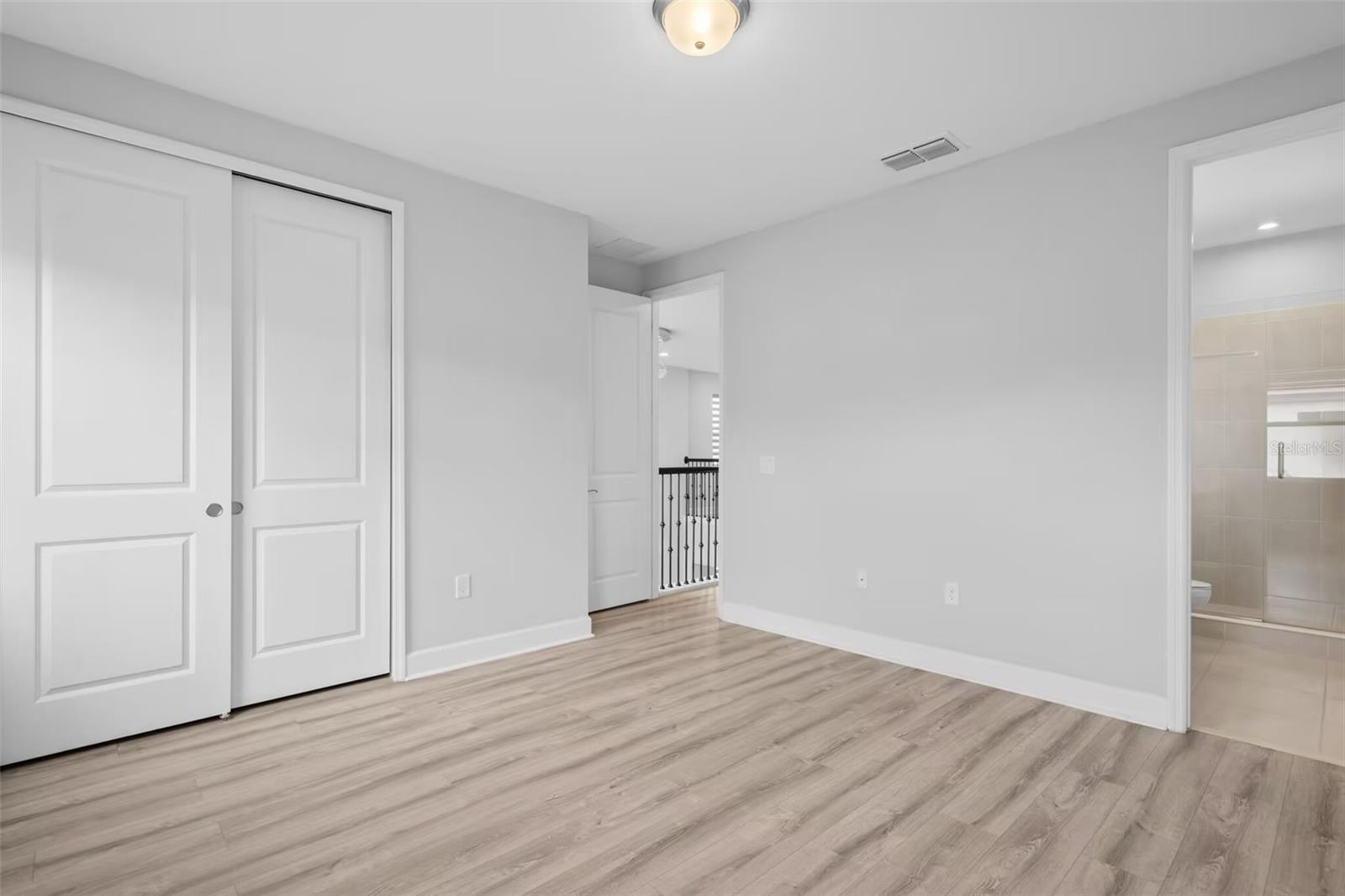 Listing photo id 38 for 1369 Blue Stem Lane