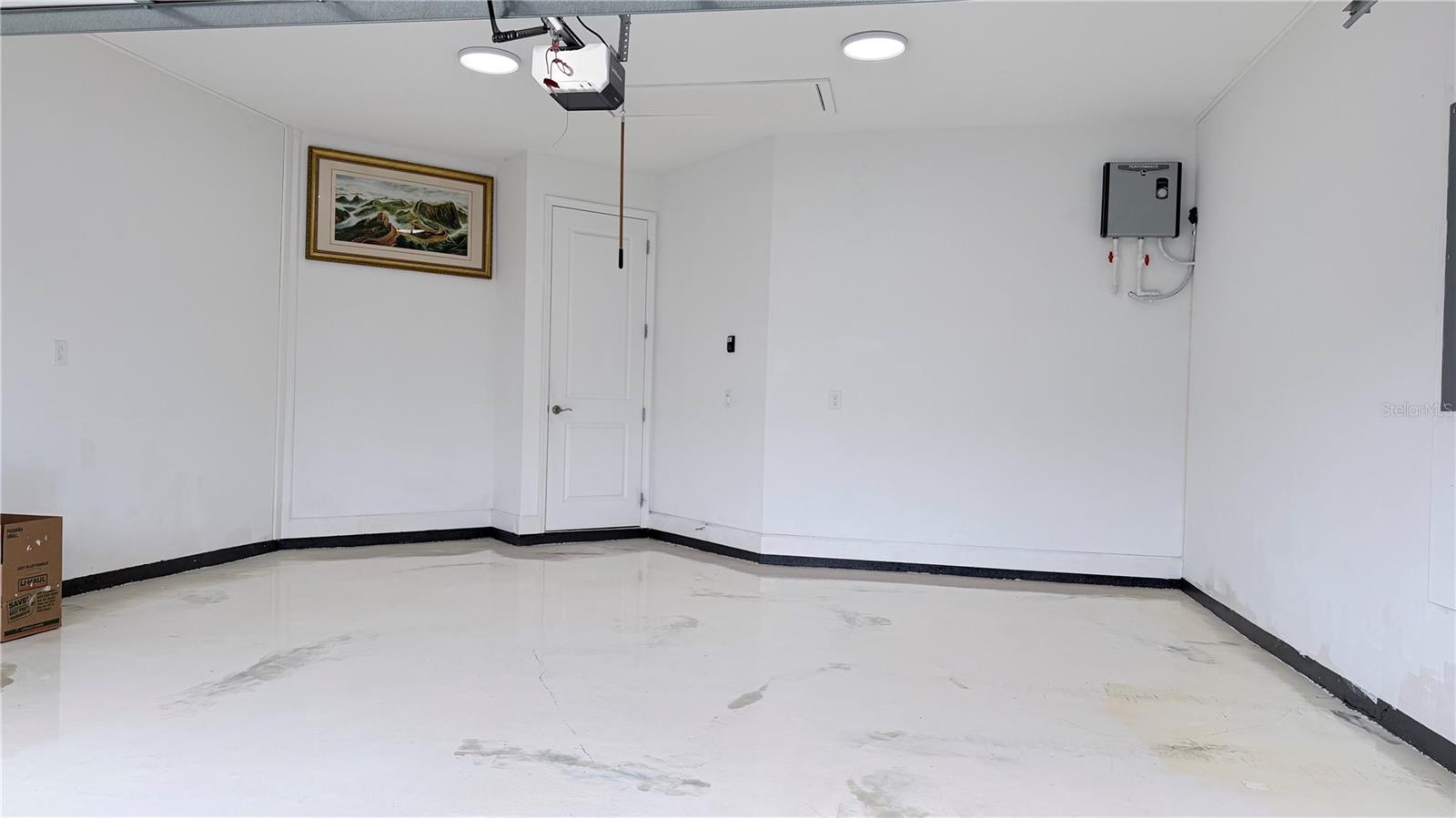 Listing photo id 44 for 1369 Blue Stem Lane