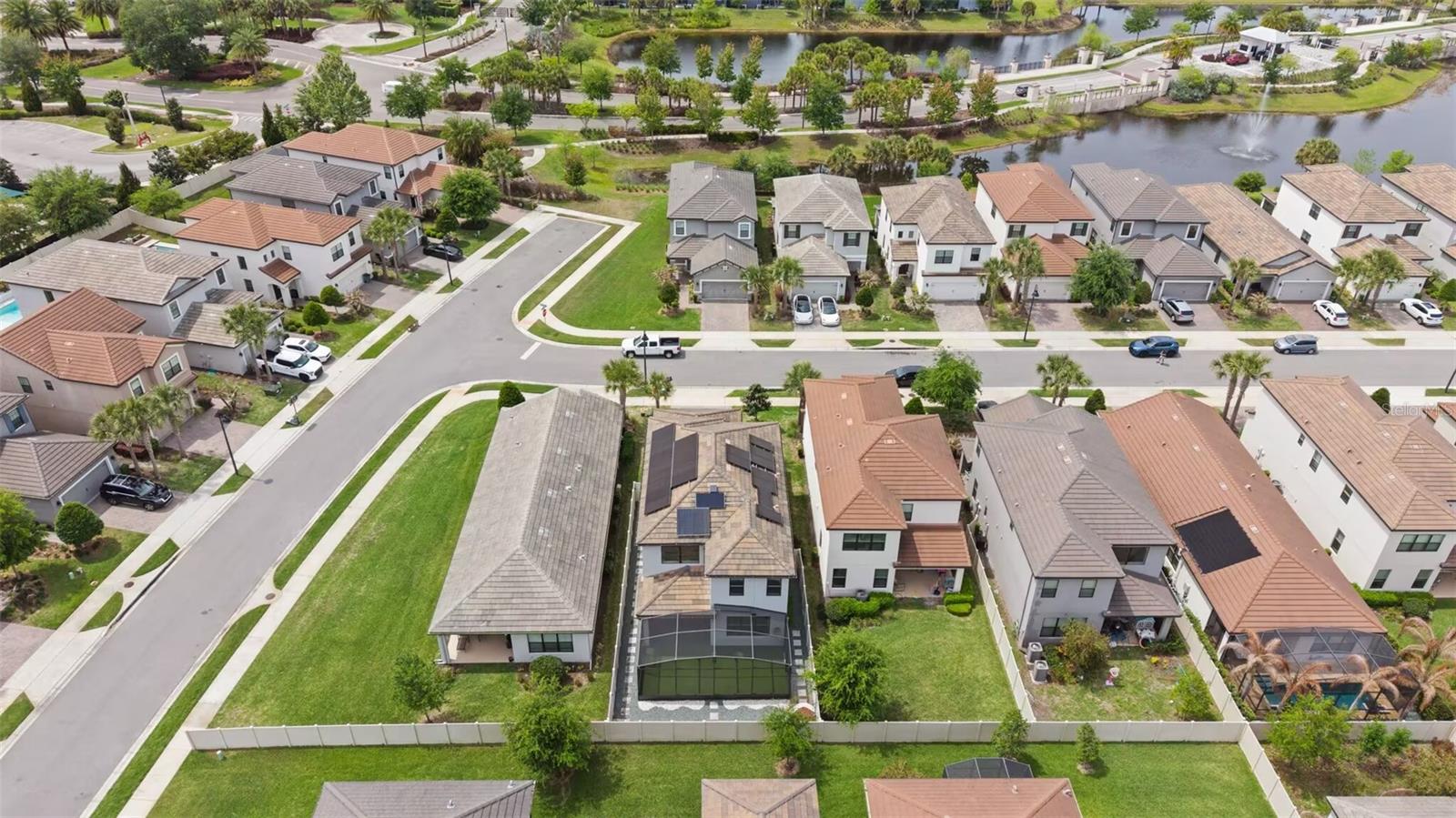 Listing photo id 6 for 1369 Blue Stem Lane