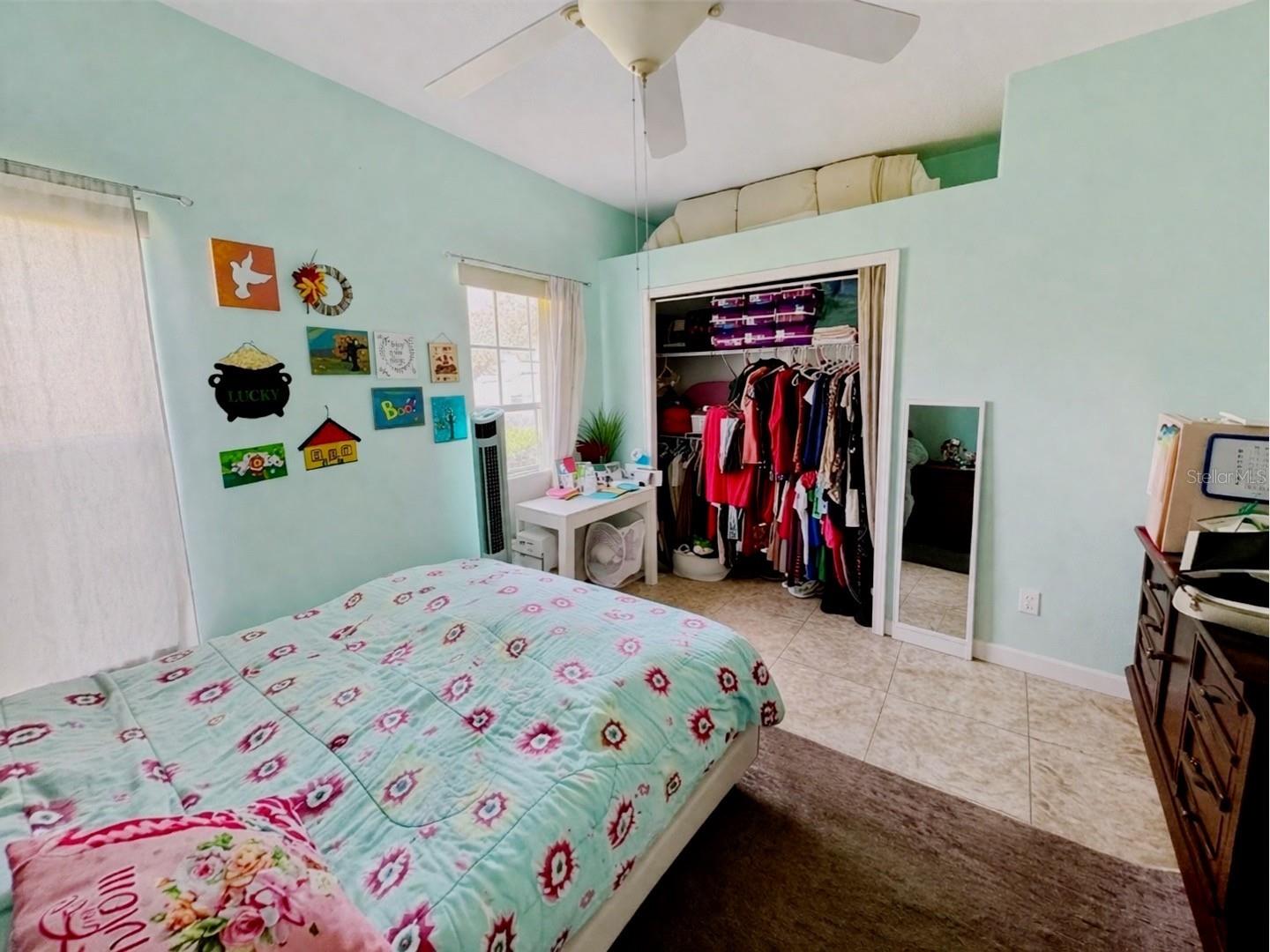 Image 11 of 16 For 2082 Island Walk Drive