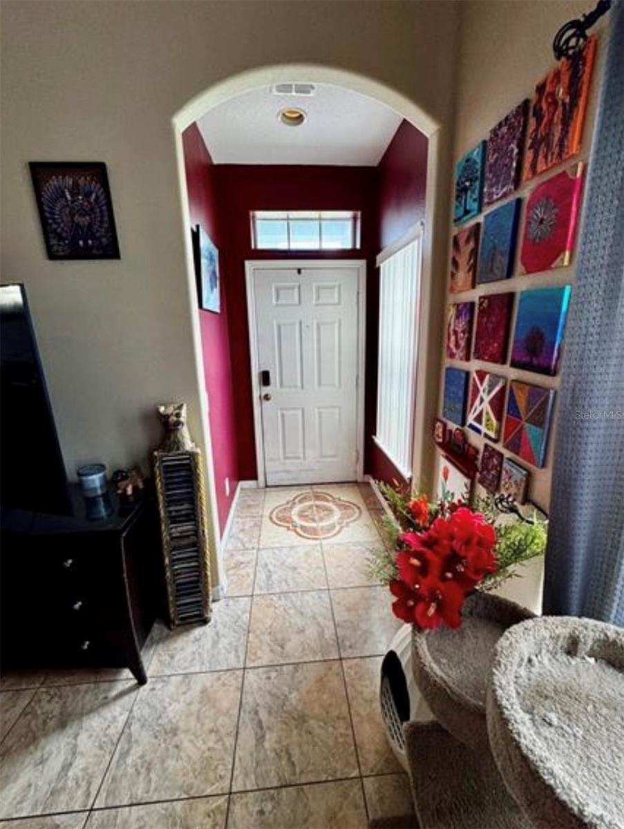 Image 3 of 16 For 2082 Island Walk Drive