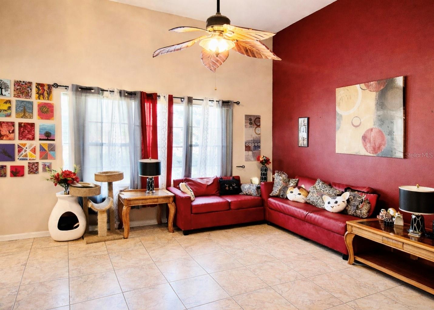 Image 5 of 16 For 2082 Island Walk Drive