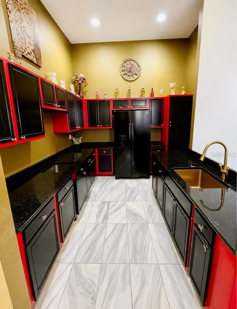 Image 6 of 16 For 2082 Island Walk Drive